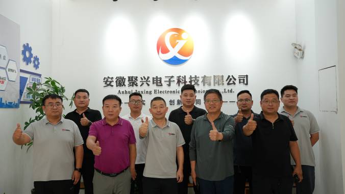 叉车行业专家及多家业界同仁莅临我司参观调研